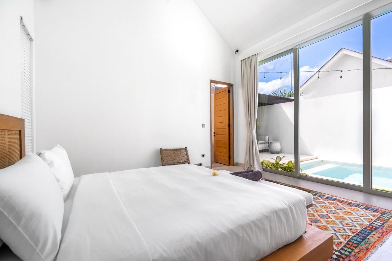 Casa Blanca Villa By Betterplace อูลูวาตู ภายนอก รูปภาพ