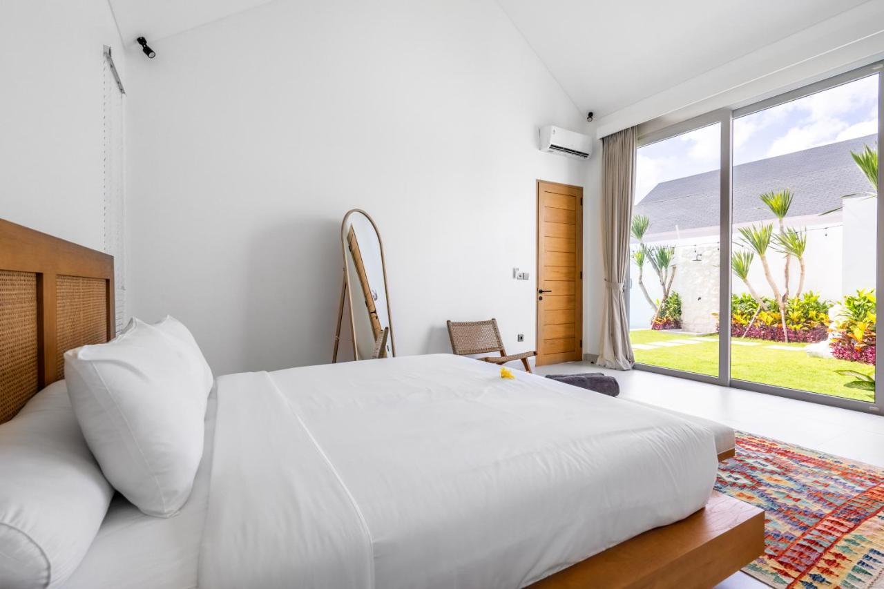 Casa Blanca Villa By Betterplace อูลูวาตู ภายนอก รูปภาพ